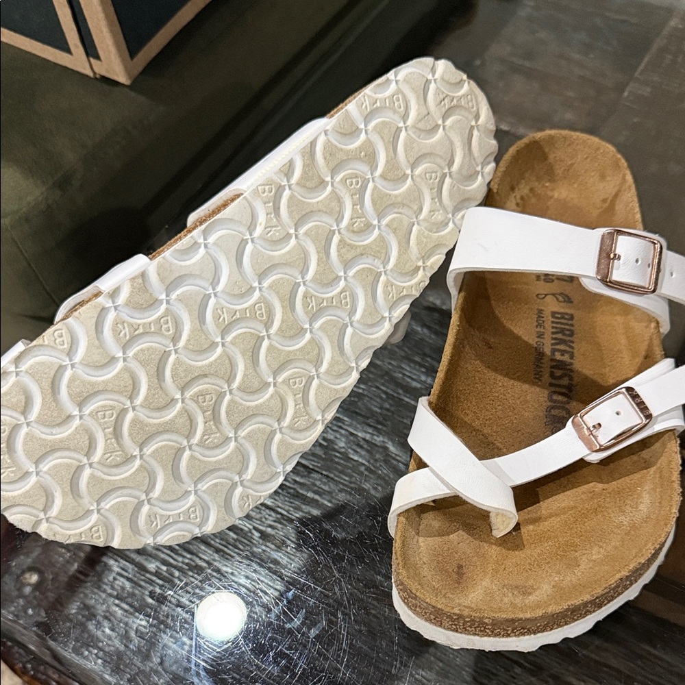 Birkenstock Women's White and Tan Sandals - Picture 2 of 3